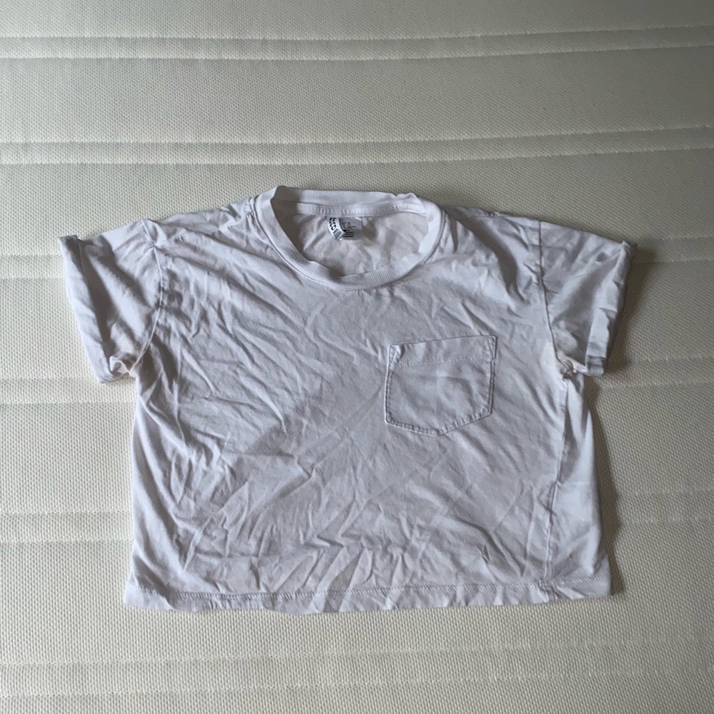 white t-shirt